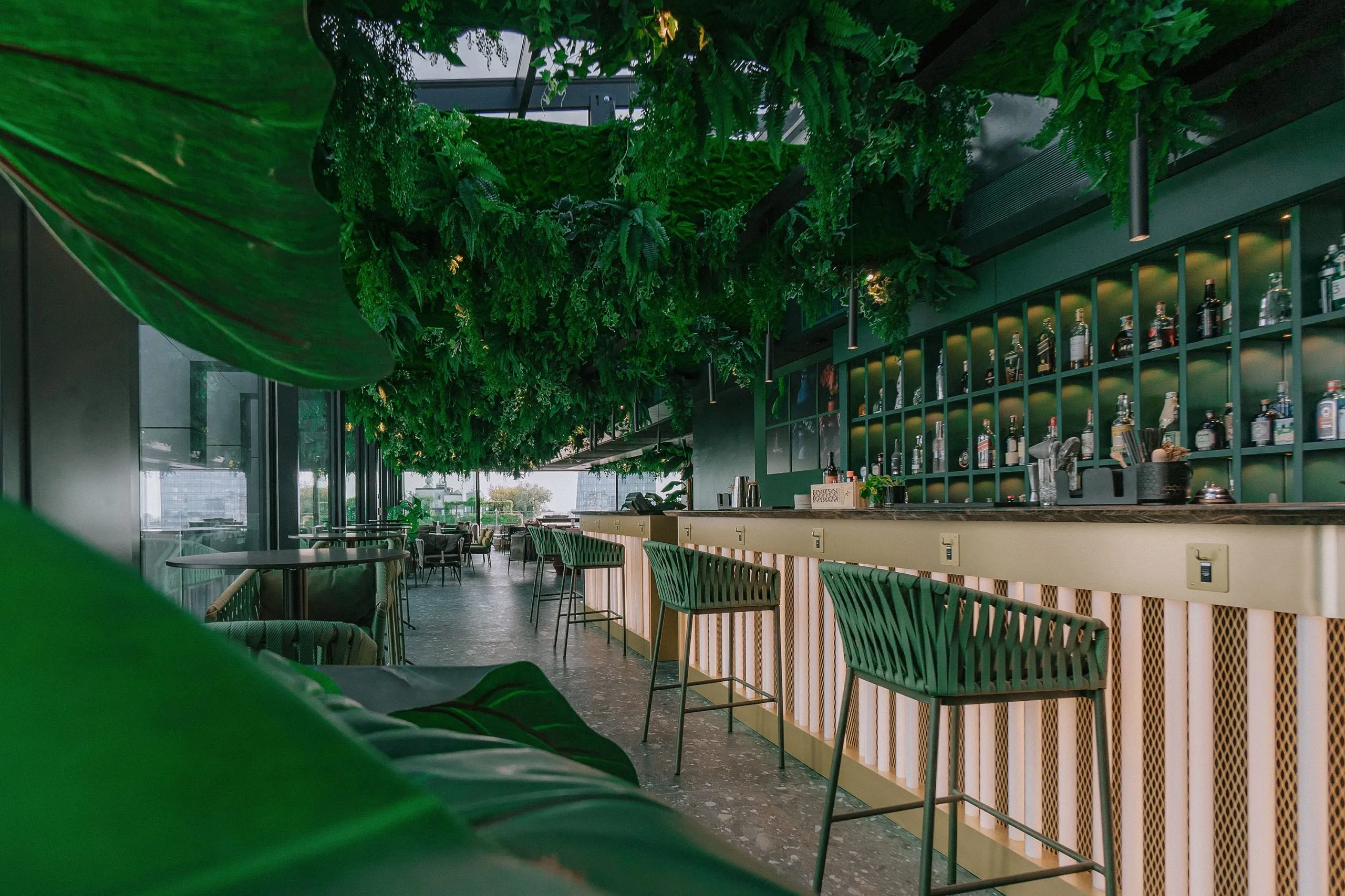 ORGANICS SkyGarden — atmosfera serale